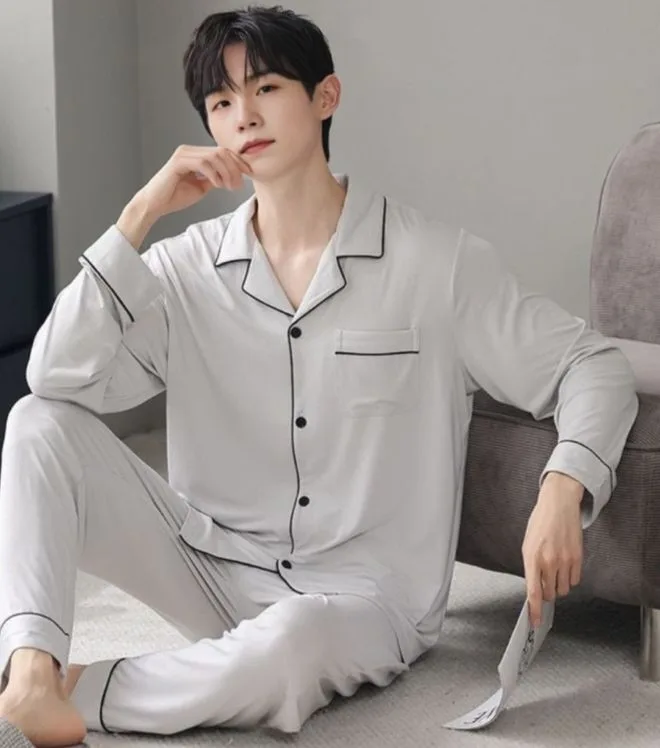 Đồ ngủ lụa cho nam: Bộ đồ ngủ cao cấp đồ ngủ lụa cho nam năm 2005