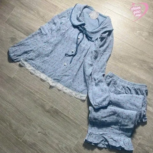 pijama viền ren